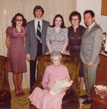 Four generation picture with Angela, Susan, Phyllis and Lavina (also Cindy, Terry and Merlin)